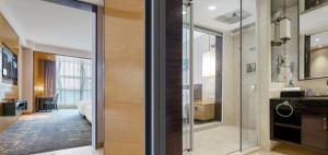 Köök või kööginurk majutusasutuses Lyhn International Hotel Chengdu Taikoo Li