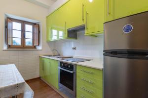 Nhà bếp/bếp nhỏ tại Casa Rural Arijón en Arteixo