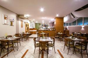 Restorāns vai citas vietas, kur ieturēt maltīti, naktsmītnē Bristol Centro Civico Curitiba