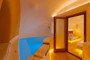 Πισίνα στο ή κοντά στο Chic Hotel Santorini