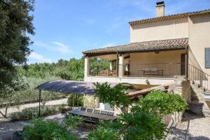 Κήπος έξω από το Les Gardis Family house for ideal refuge in Provence ! +55 φωτογραφίες