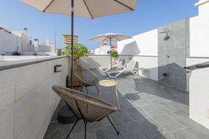 Balkón alebo terasa v ubytovaní Nueva 22 Suites in Nerja by Solaga Holiday Homes