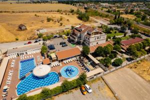 Bazén v ubytovaní Hotel Aria alebo v jeho blízkosti