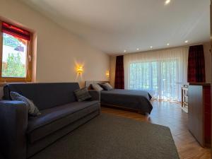 Fotografie z fotogalerie ubytování Šalkoni v destinaci Pape + 22 fotografií