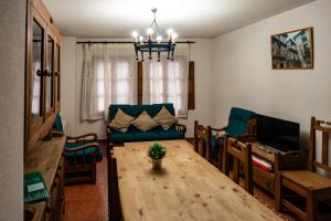 Posedenie v ubytovaní Panther Home Apartamentos Anita
