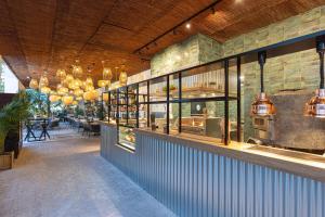 Reštaurácia alebo iné gastronomické zariadenie v ubytovaní INNSiDE by Meliá Alcudia + 37 fotografií