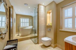 Bilik mandi di Osborne Villa +35 gambar