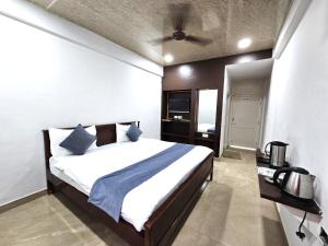 Afbeelding uit fotogalerij van Ramma TheHotel - 200 mtrs from Nakki Lake in Mount Ābu +37 foto's