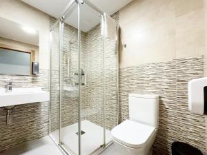 A bathroom at Pension Berceo