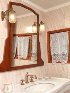 Phòng tắm tại Villa Celestina, Great for Privacy and Seclusion