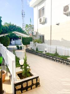 Balkón nebo terasa v ubytování Signature Hotel Prince