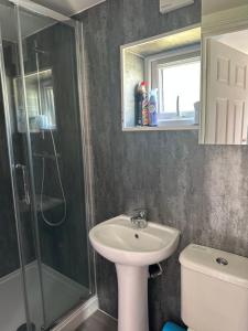 Foto Londonis asuva majutusasutuse Cosy Studio Near Wembley Stadium OVO galeriist