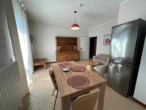 A kitchen or kitchenette at Hotel Clementi