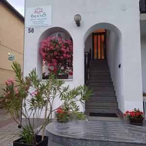 Exteriér alebo vchod do ubytovania 6RoomS HÉVÍZ-BALATON