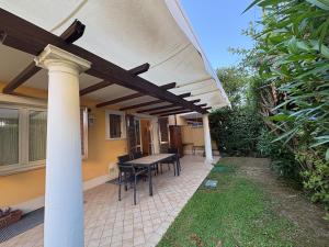 Κήπος έξω από το The Green Nest-Casa con giardino
