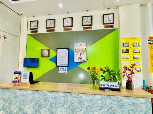 Ο χώρος του λόμπι ή της ρεσεψιόν στο Motel Tuan Phuong