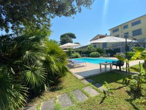 Swimmingpoolen hos eller tæt på Villa Oasis