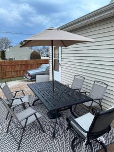 Gallery image of Cozy Gated Home Walk to Navy Base and Parks in North Chicago