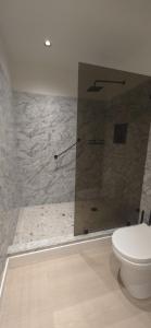 Ein Badezimmer in der Unterkunft La Residence Panamá