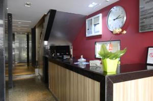 The lobby or reception area at Hotel Meu Cantinho (Adults Only)