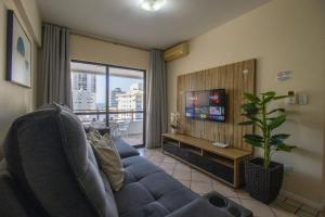 Una televisión o centro de entretenimiento en BK91 - Próx Calçadão, Sacada, 3 Dorm, Garagem