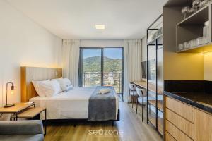 Postel nebo postele na pokoji v ubytování Estúdios c/ Vista Lateral Mar no Penha Spot | PSO - L + 241 fotografií