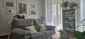 Apartamentos Los Descalzos Ángel With Private Terrace Free Parking的休息区