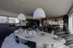 Χώρος καθιστικού στο Villa Bellevue Vue Panoramique Flipper Billard +25 φωτογραφίες