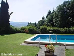 basen w ogrodzie domu w obiekcie Apartment in Mölbling - Kärnten 69 