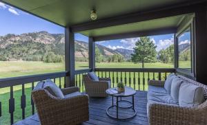 Nespecifikovaný výhled na hory nebo výhled na hory při pohledu z apartmánu