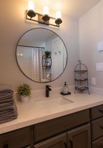 Fotografie z fotogalerie ubytování Cedar Creek Chalet - Snowmobilers Dream - Hot tub v destinaci Star Valley Ranch Airport + 43 fotografií