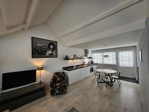 Μια τηλεόραση ή/και κέντρο ψυχαγωγίας στο Apartment South