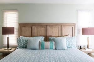 Katil atau katil-katil dalam bilik di Modern Apartament beachfront the bight settlement Turks and Caicos Island +6 gambar