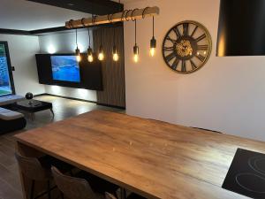 Fotografie z fotogalerie ubytování Maison SPA 2025 v destinaci Mont-près-Chambord