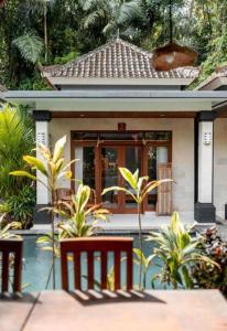 Κήπος έξω από το D'Bunut Ubud Tranquil Villas by EPS