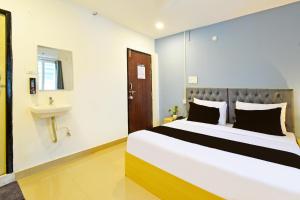 Gallery image of Hotel O Wildwings Hotel A in Hyderabad