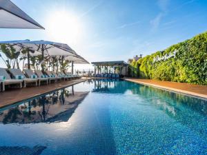 Bazén v ubytovaní Sofitel Barcelona Skipper alebo v jeho blízkosti