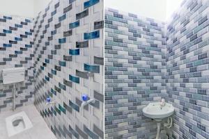 Koupelna v ubytování HOTEL O SHYAM