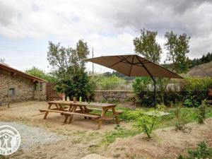 Taman di luar Gîte familial 200m² avec 6 chambres, terrasse, jardin, proche ferme, charges incluses, animaux acceptés - FR-1-496-18