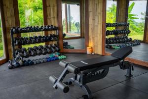Fitness centrum a/nebo fitness zařízení v ubytování Koyao Island Resort