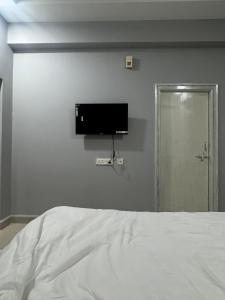 Μια τηλεόραση ή/και κέντρο ψυχαγωγίας στο Smart Hotels