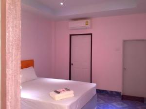 Voodi või voodid majutusasutuse Wattana Hill Resort toas