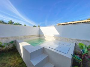Bazén v ubytování Maravilla Complex nebo v jeho okolí