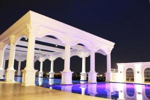 Bassein majutusasutuses Adimulia Hotel Medan või selle lähedal