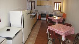 Kuchyň nebo kuchyňský kout v ubytování Apartments Primorac Podaca