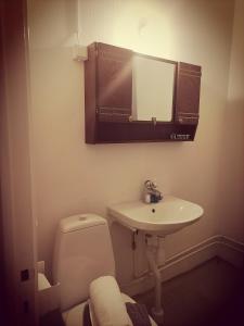 Photo de la galerie de l'établissement 4-beds city stay Frölunda Göteborg, à Västra Frölunda 7 autres photos