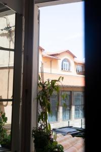Budova, v ktorej sa apartmán nachádza