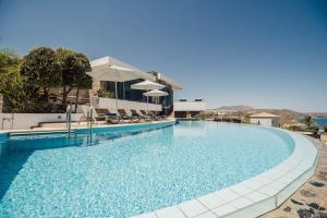 Bazén v ubytování Villa Kera Panorama by PosarelliVillas nebo v jeho okolí