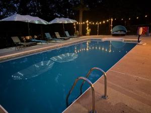 Φωτογραφία από το άλμπουμ του Maxine Manor σε Douglasville