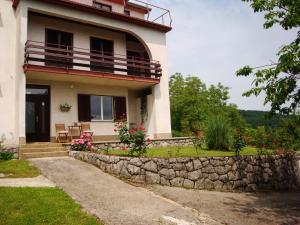 Apartment Luno tesisinde veranda veya açık alan